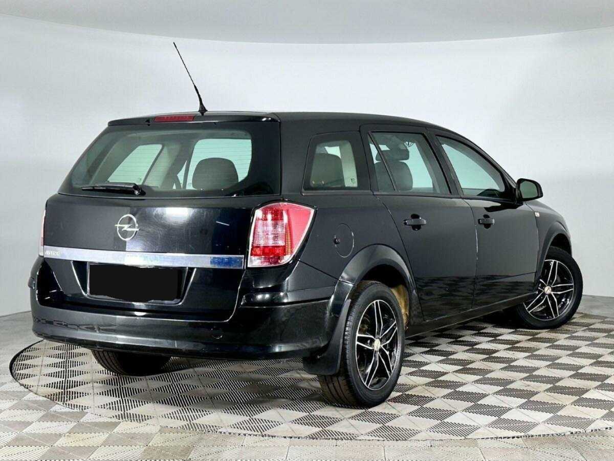 Opel Astra б/у, 2014, Автоматическая. Фото: #1