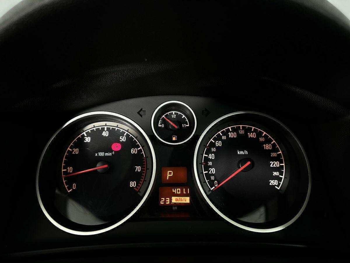 Opel Astra б/у, 2014, Автоматическая. Фото: #8