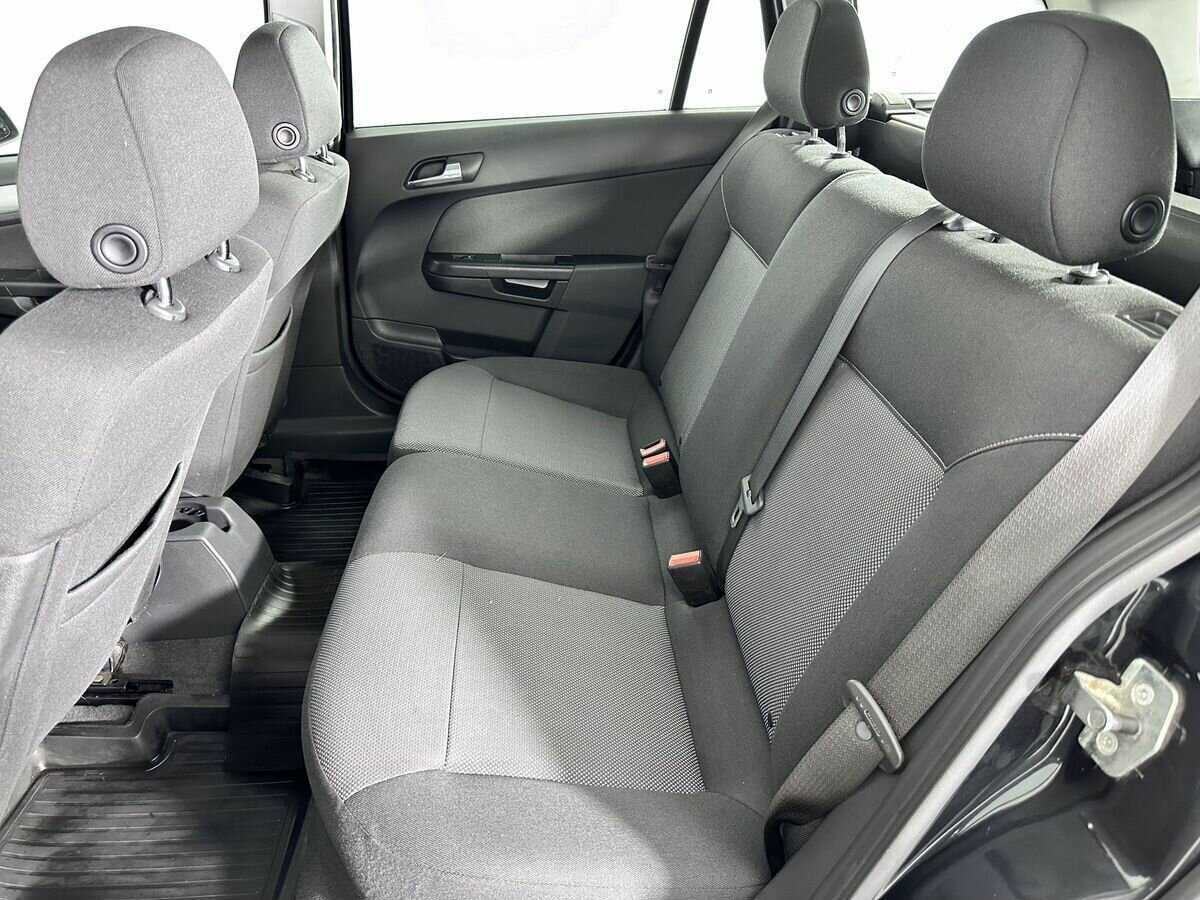 Opel Astra б/у, 2014, Автоматическая. Фото: #11