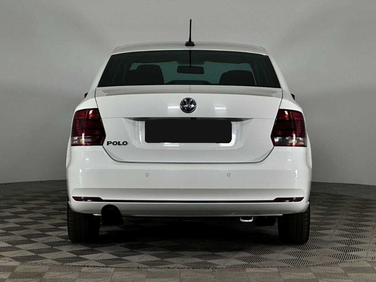 Volkswagen Polo б/у, 2018, Автоматическая. Фото: #3