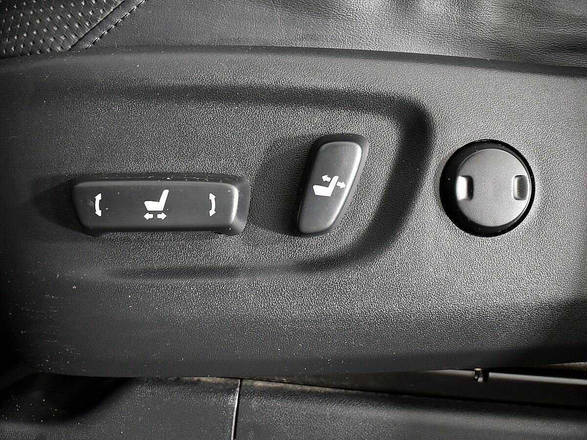 Toyota Land Cruiser Prado б/у, 2013, Автоматическая. Фото: #18