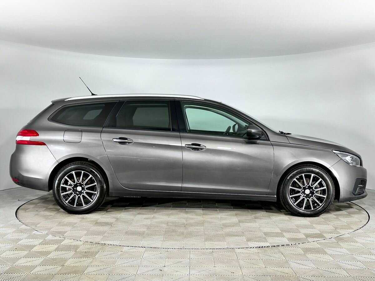 Peugeot 308 б/у, 2018, Механическая. Фото: #3