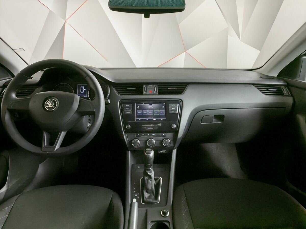 Skoda Octavia б/у, 2020, Автоматическая. Фото: #9