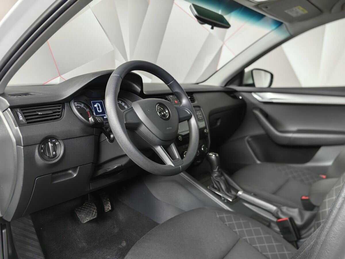 Skoda Octavia б/у, 2020, Автоматическая. Фото: #13