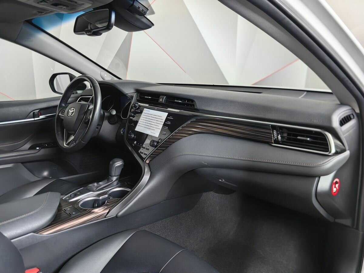 Toyota Camry б/у, 2020, Автоматическая. Фото: #8