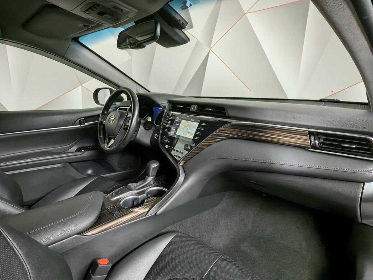 Toyota Camry б/у, 2020, Автоматическая. Фото: #8