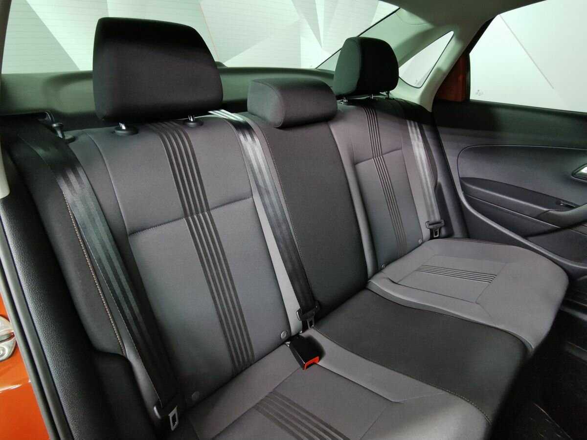 Volkswagen Polo б/у, 2016, Автоматическая. Фото: #12