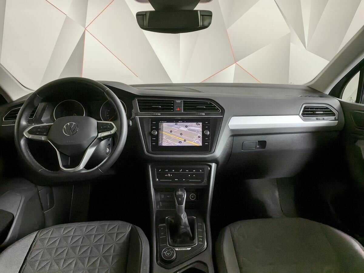 Volkswagen Tiguan б/у, 2021, Роботизированная. Фото: #9