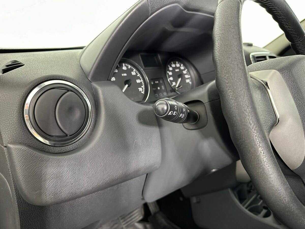 Nissan Terrano б/у, 2015, Автоматическая. Фото: #8