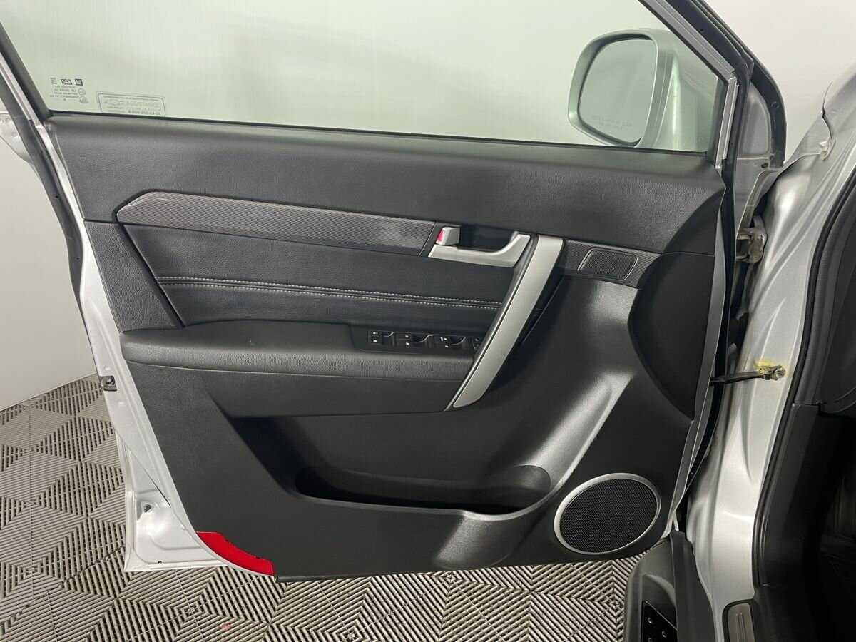 Chevrolet Captiva б/у, 2014, Автоматическая. Фото: #7