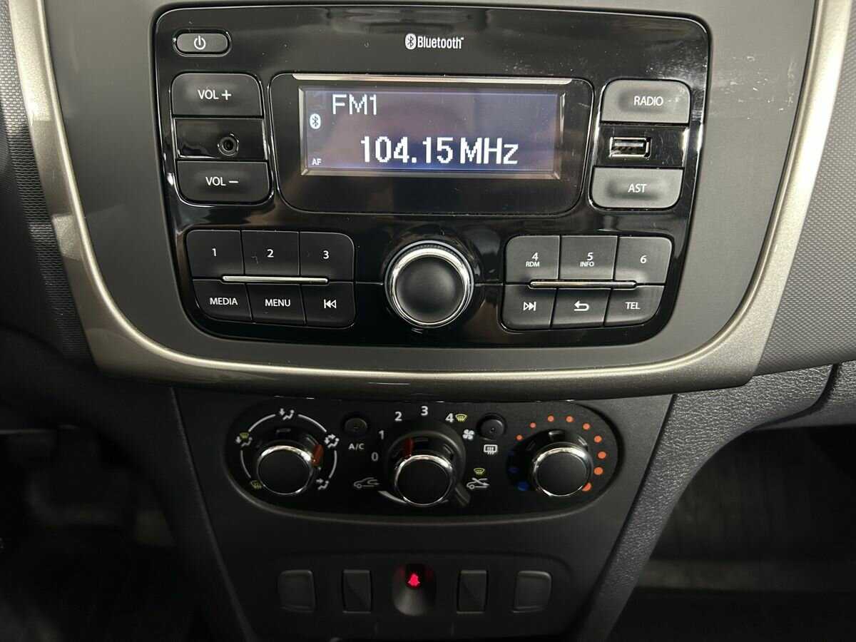 Рено Сандеро б/у, 2021, Механическая. Фото: #11