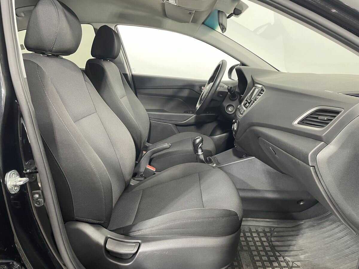 Hyundai Solaris б/у, 2017, Механическая. Фото: #13