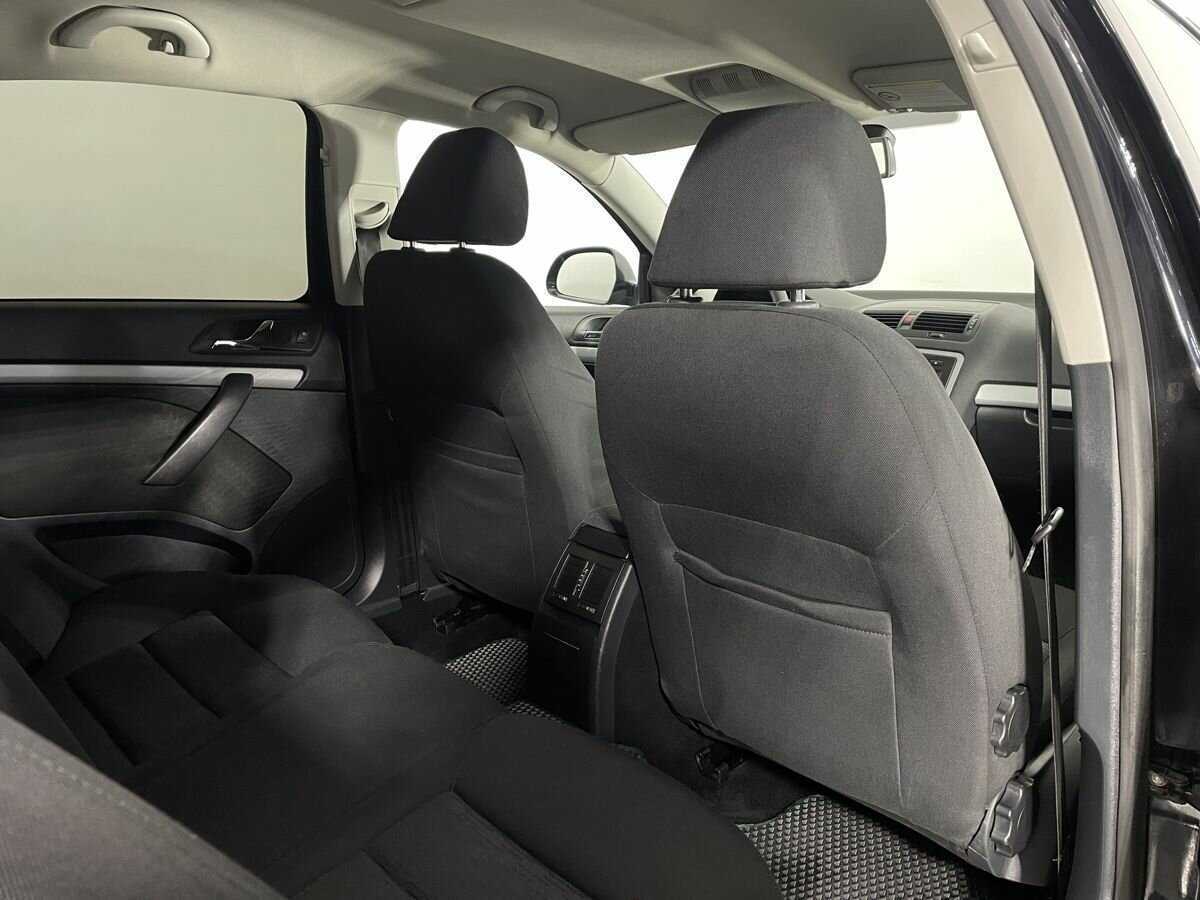 Skoda Octavia б/у, 2012, Механическая. Фото: #15