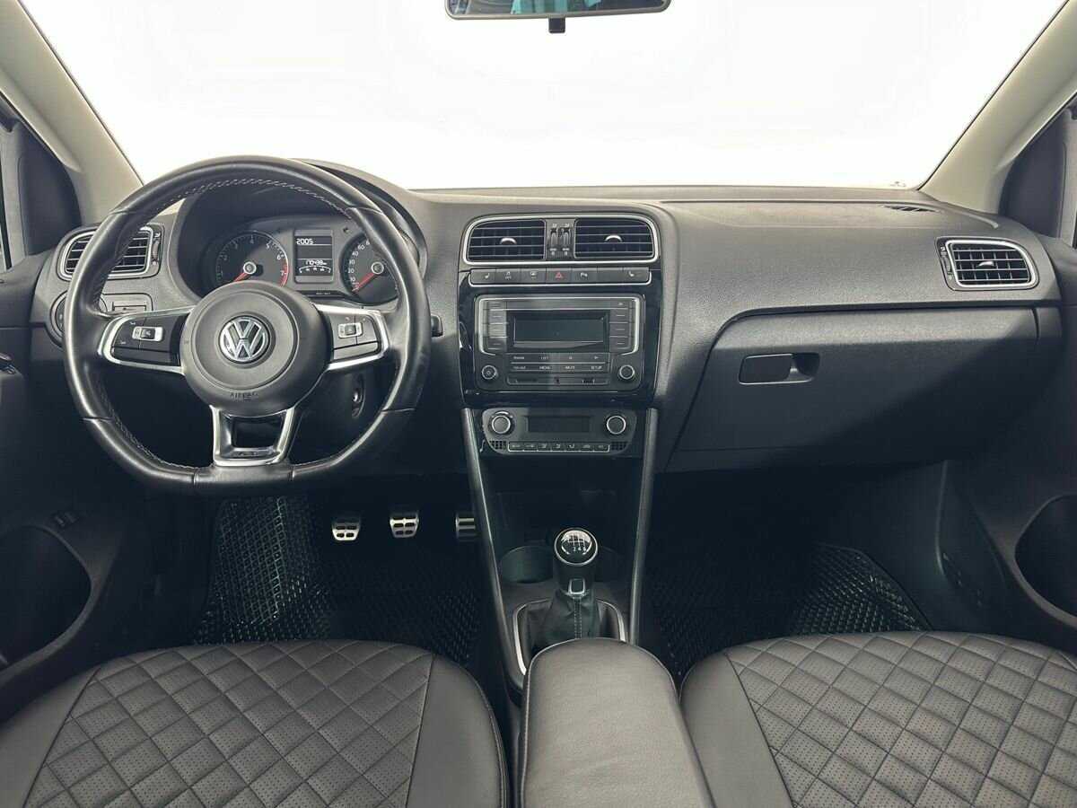 Volkswagen Polo б/у, 2018, Механическая. Фото: #6