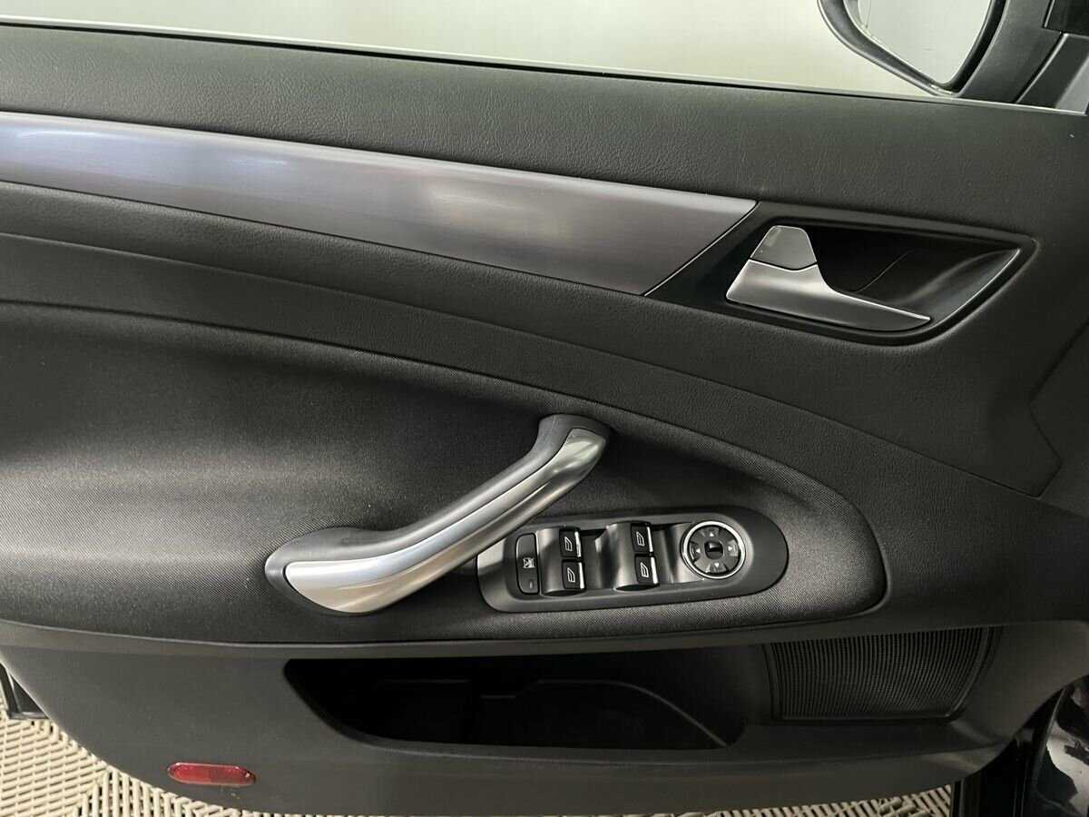 Ford Mondeo б/у, 2012, Автоматическая. Фото: #7