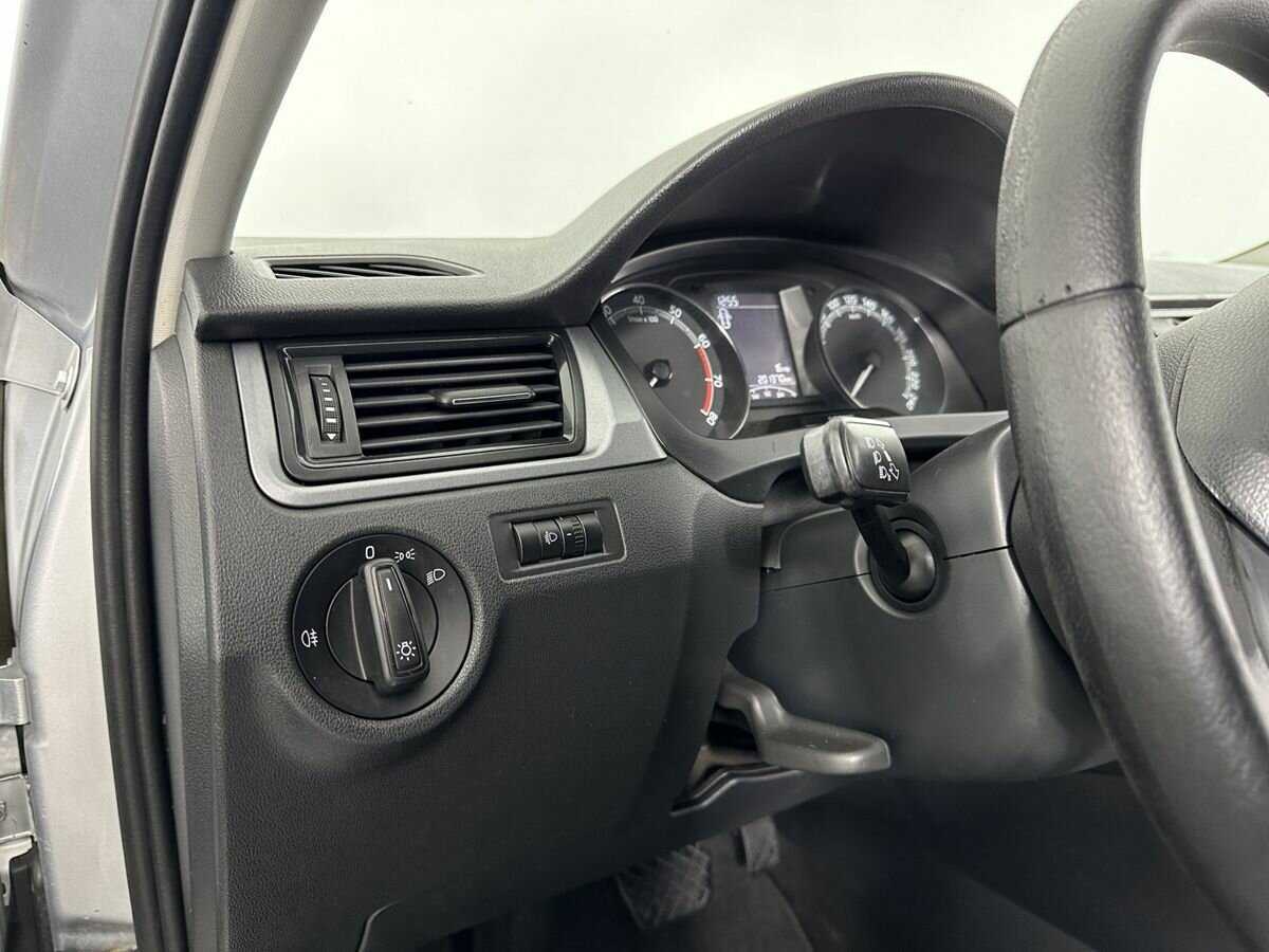Skoda Rapid б/у, 2018, Автоматическая. Фото: #8