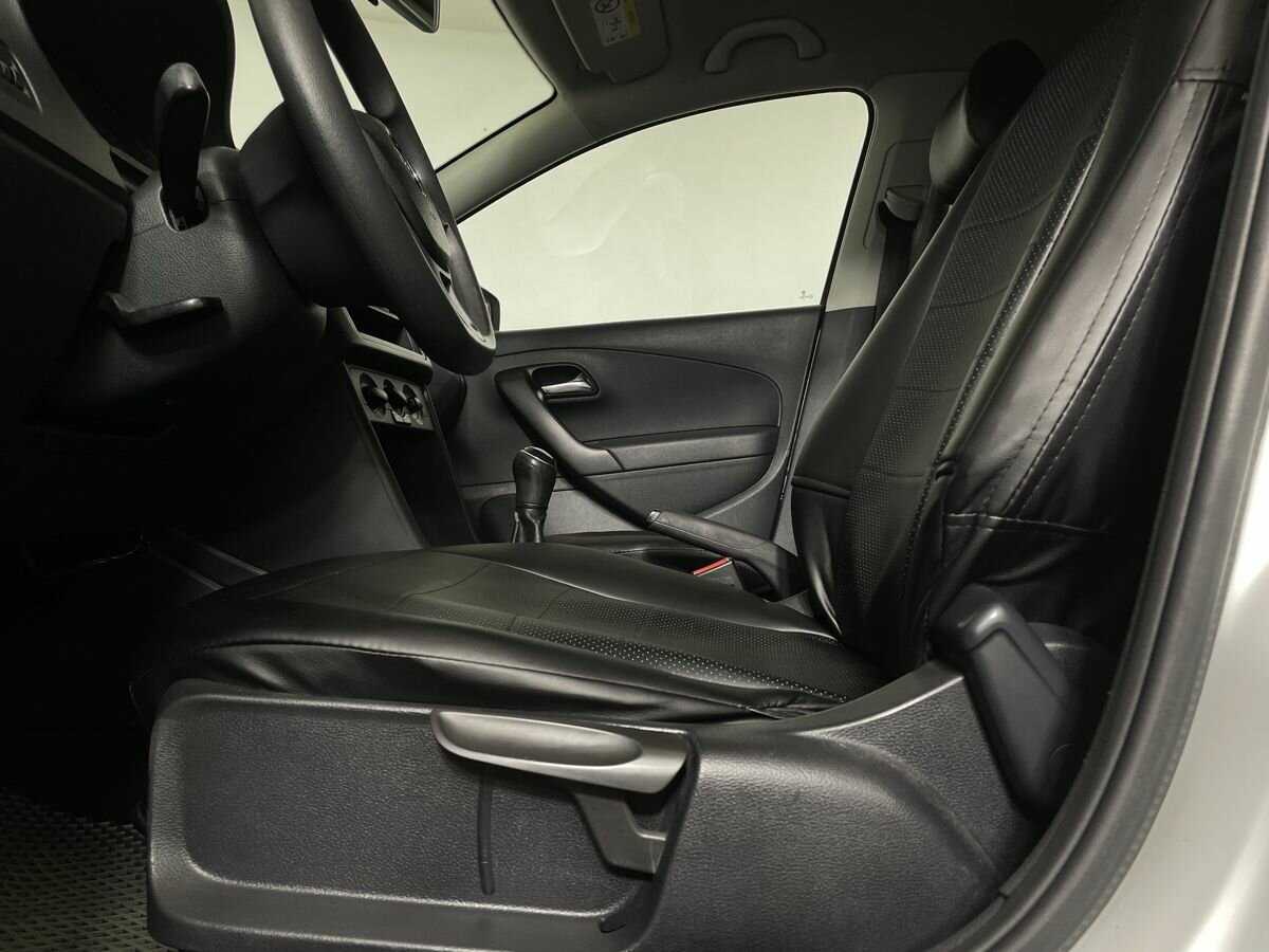 Volkswagen Polo б/у, 2017, Механическая. Фото: #9