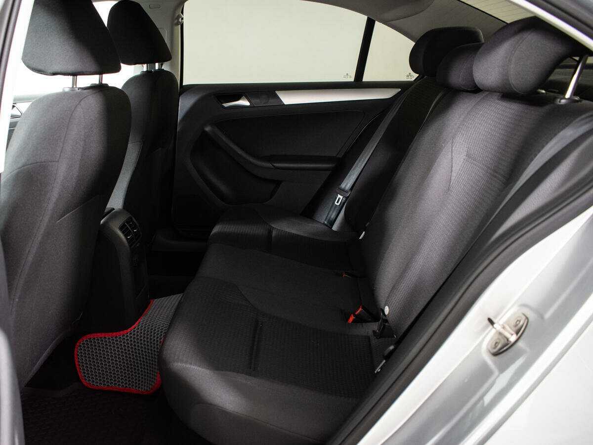 Volkswagen Jetta б/у, 2018, Роботизированная. Фото: #9