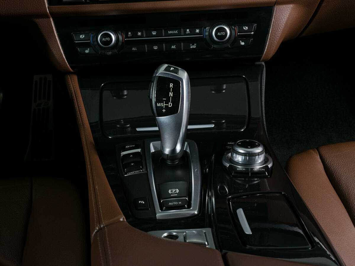 BMW 5 серии б/у, 2013, Автоматическая. Фото: #11