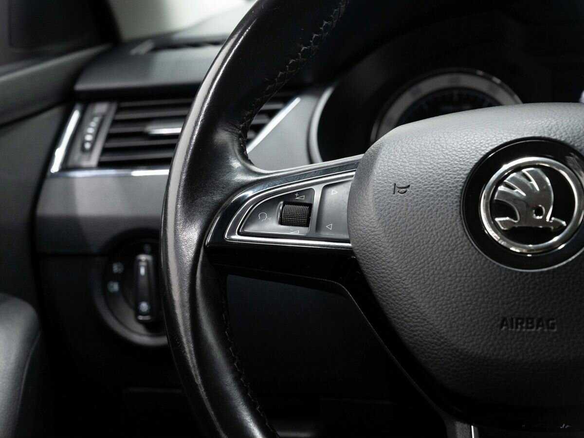 Шкода Октавия б/у, 2017, Роботизированная. Фото: #14