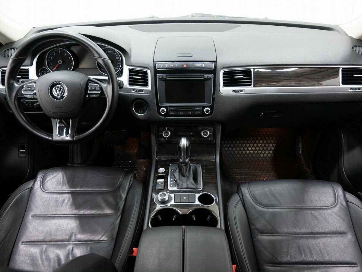 Volkswagen Touareg б/у, 2015, Автоматическая. Фото: #9