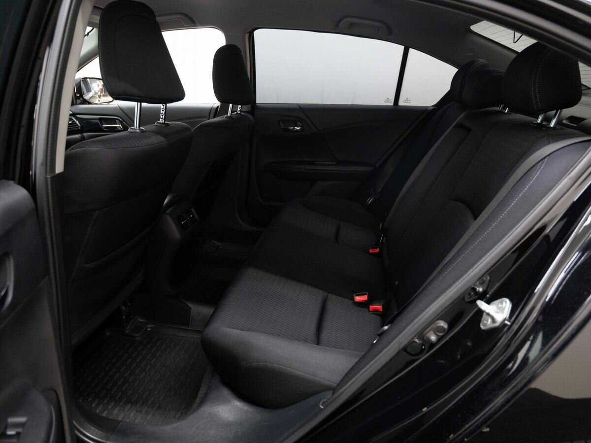 Honda Accord б/у, 2013, Автоматическая. Фото: #8