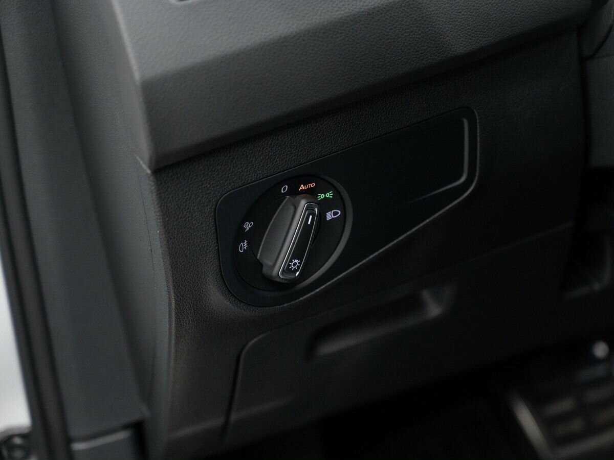 Volkswagen Tiguan б/у, 2022, Роботизированная. Фото: #17