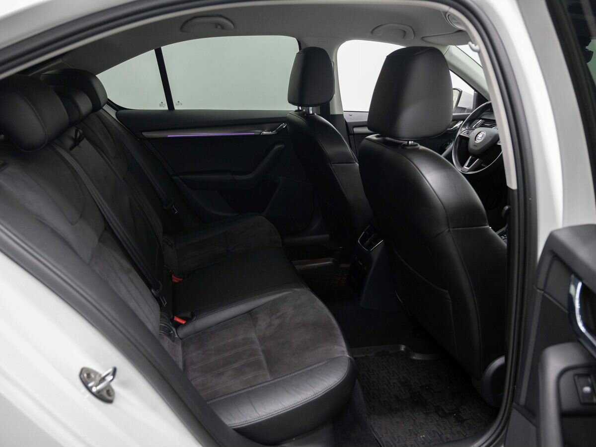 Шкода Октавия б/у, 2017, Роботизированная. Фото: #9