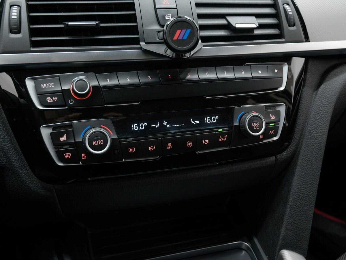 BMW 3 серии б/у, 2017, Автоматическая. Фото: #18