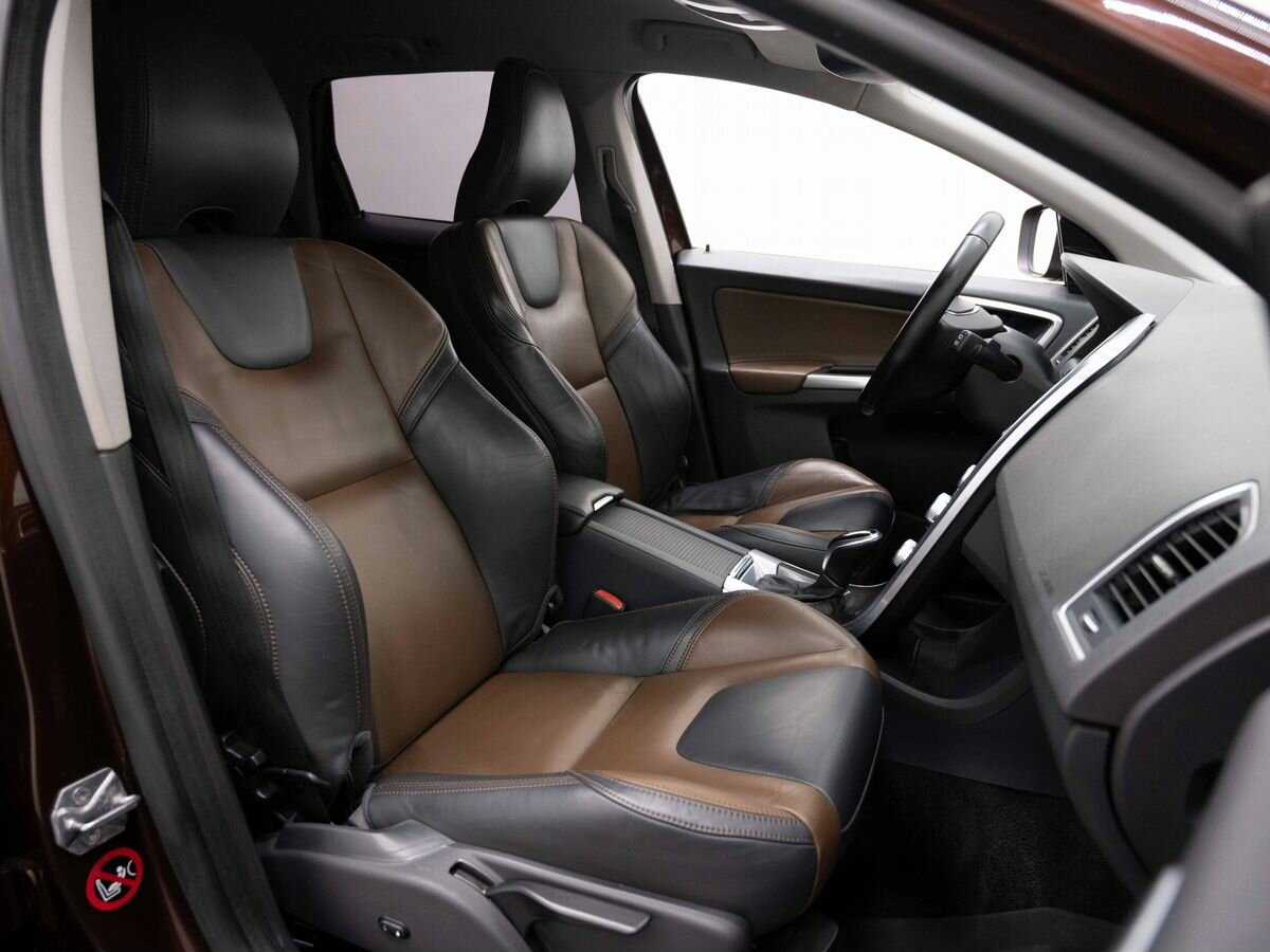 Volvo XC60 б/у, 2014, Автоматическая. Фото: #11