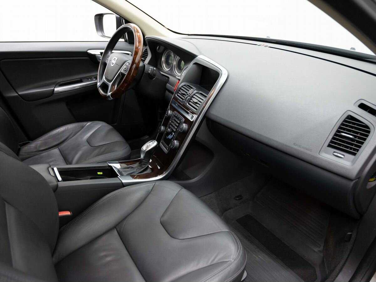 Volvo XC60 б/у, 2012, Автоматическая. Фото: #10