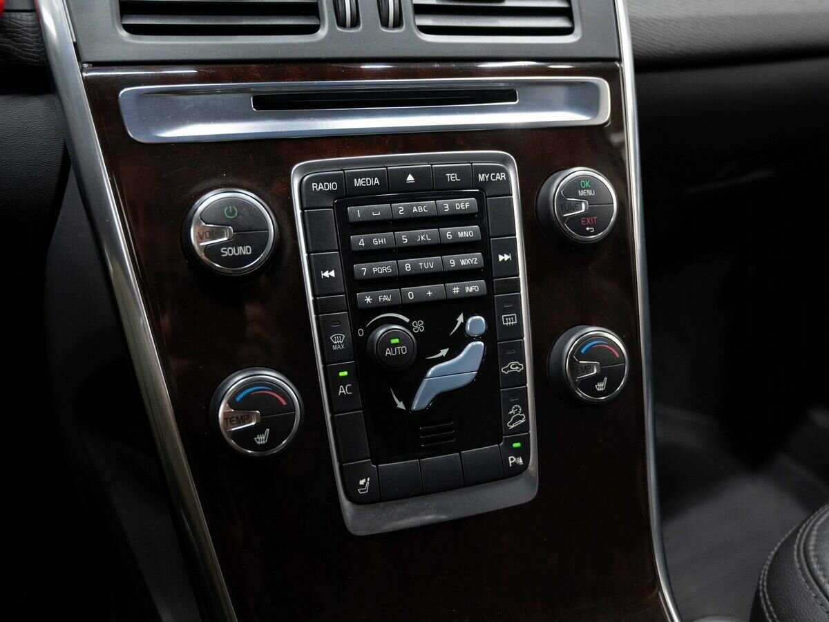 Volvo XC60 б/у, 2012, Автоматическая. Фото: #18