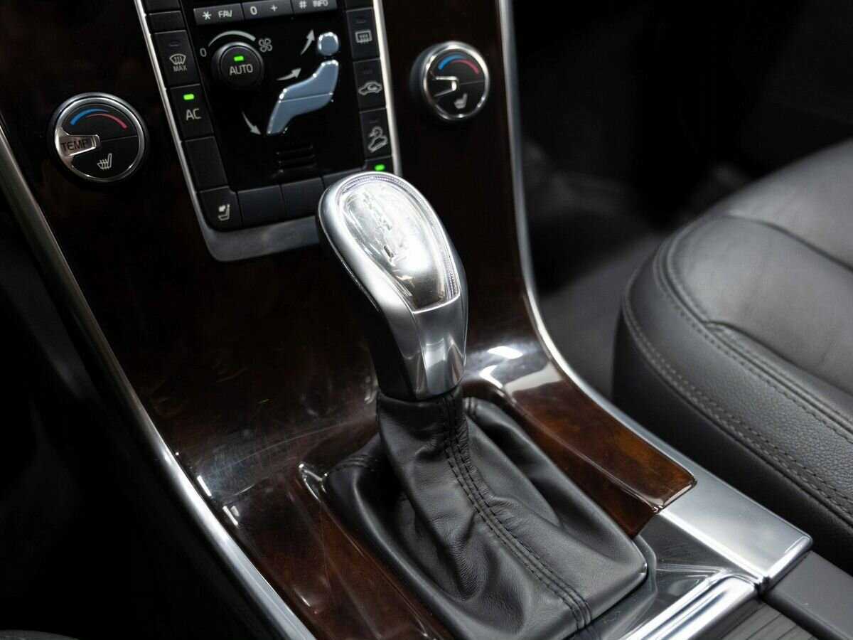 Volvo XC60 б/у, 2012, Автоматическая. Фото: #19