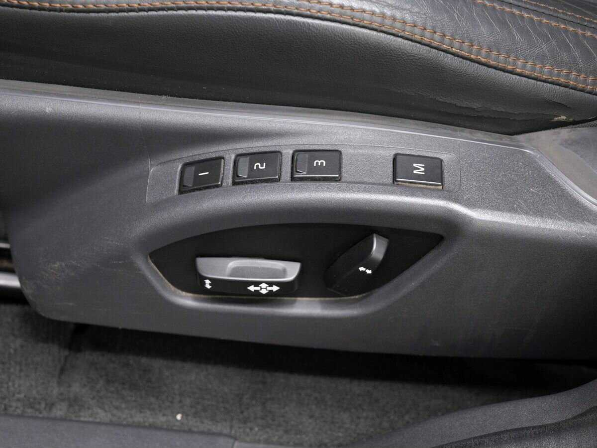 Volvo XC60 б/у, 2013, Автоматическая. Фото: #17