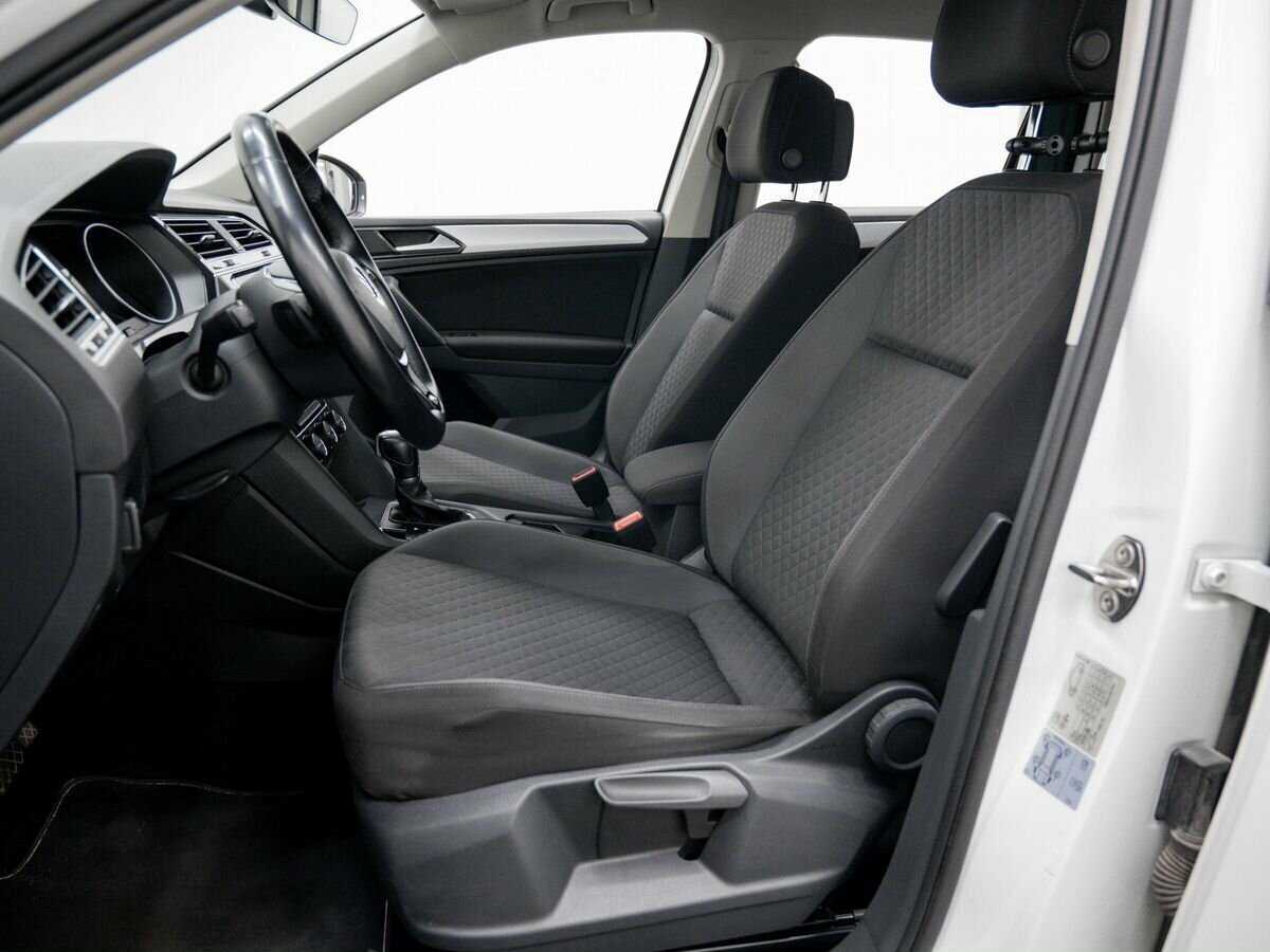 Фольксваген Тигуан б/у, 2018, Роботизированная. Фото: #16