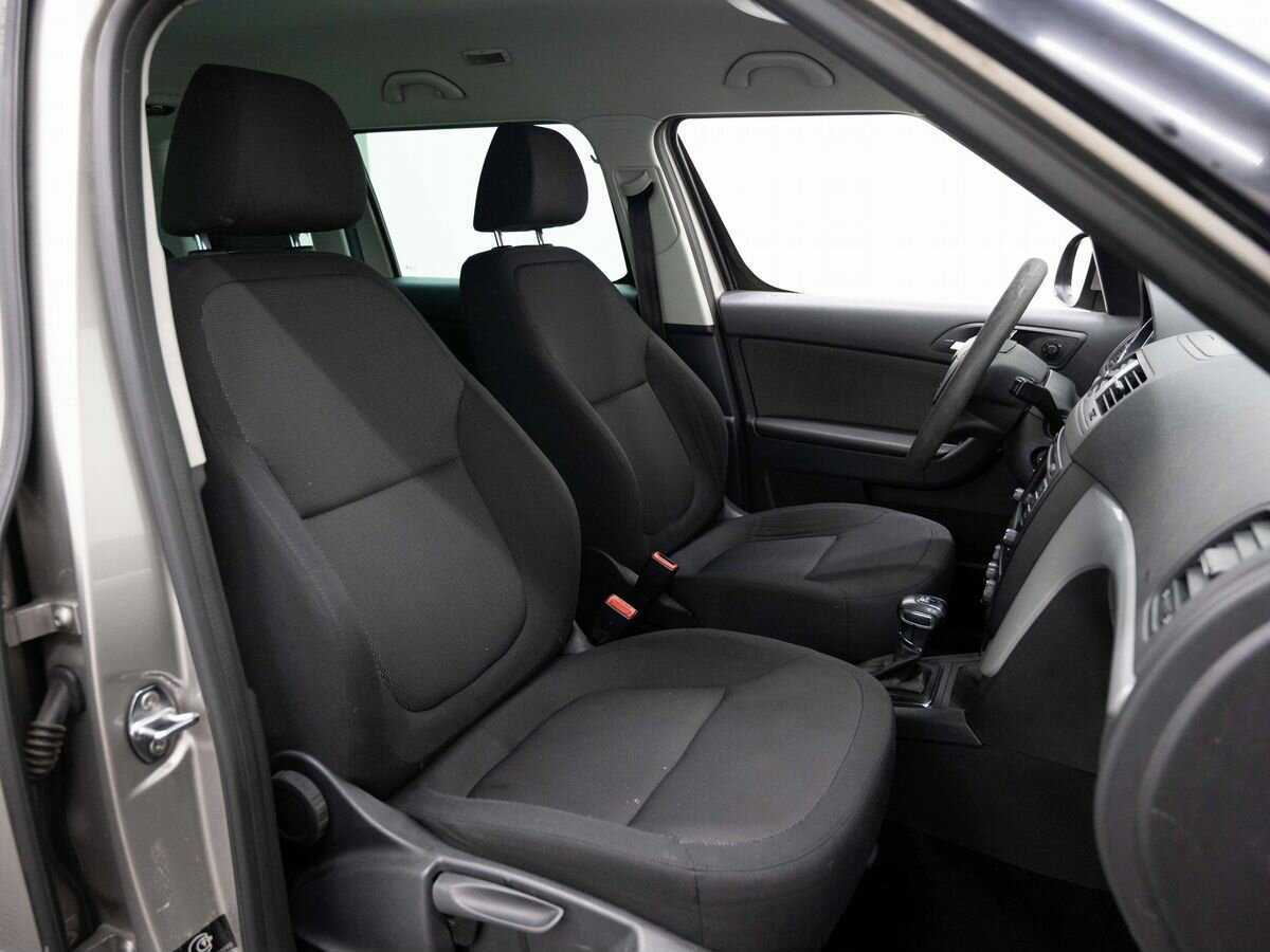 Шкода Йети б/у, 2012, Роботизированная. Фото: #11