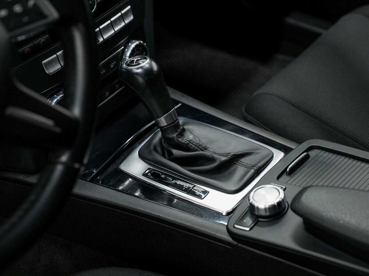 Mercedes-Benz C-Класс б/у, 2012, Автоматическая. Фото: #17