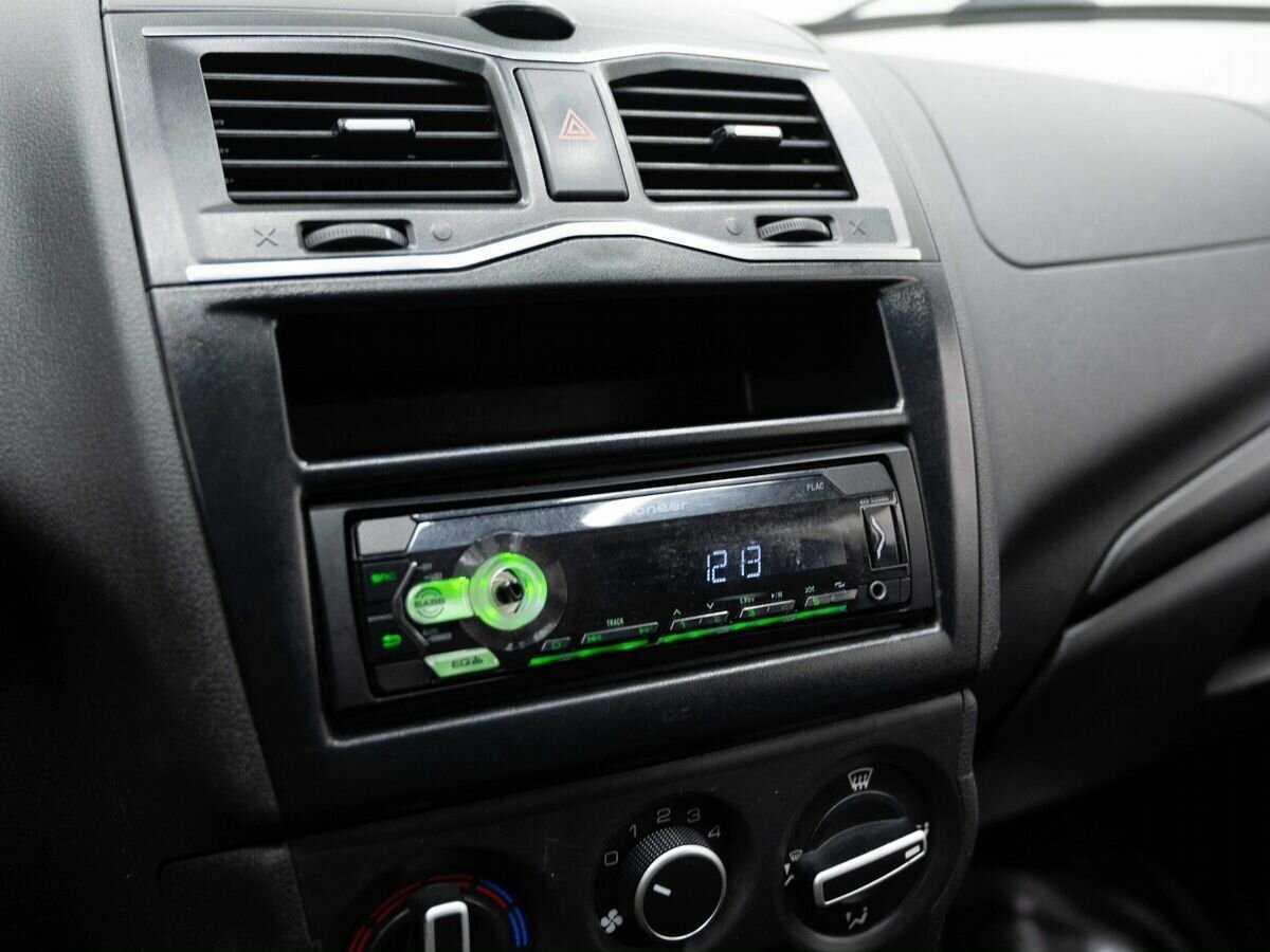 Лада (ВАЗ) Гранта б/у, 2020, Механическая. Фото: #16