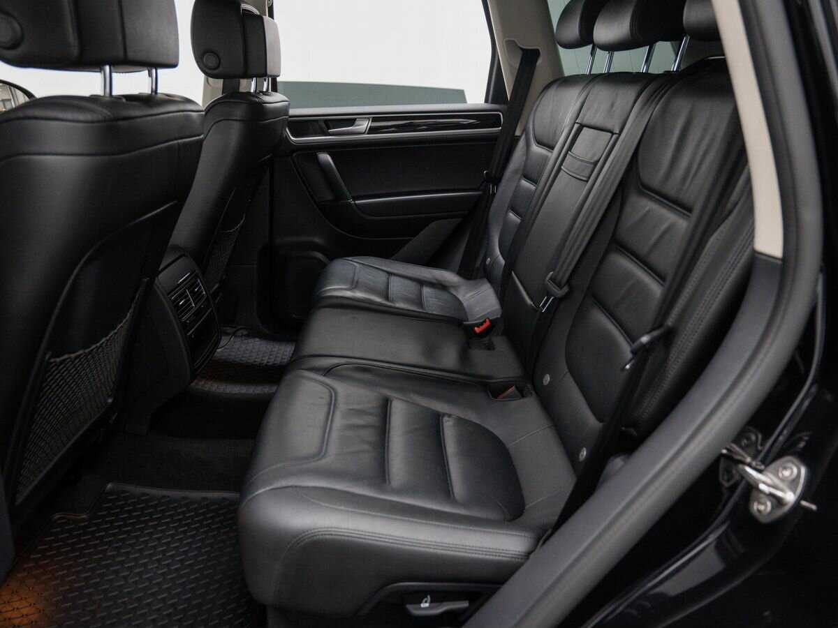 Volkswagen Touareg б/у, 2016, Автоматическая. Фото: #11