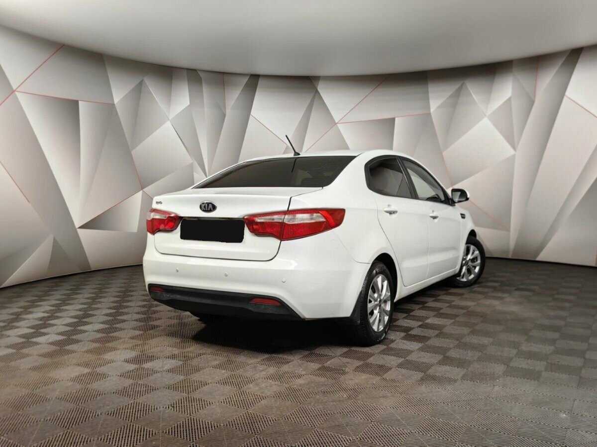 Kia Rio б/у, 2013, Автоматическая. Фото: #1