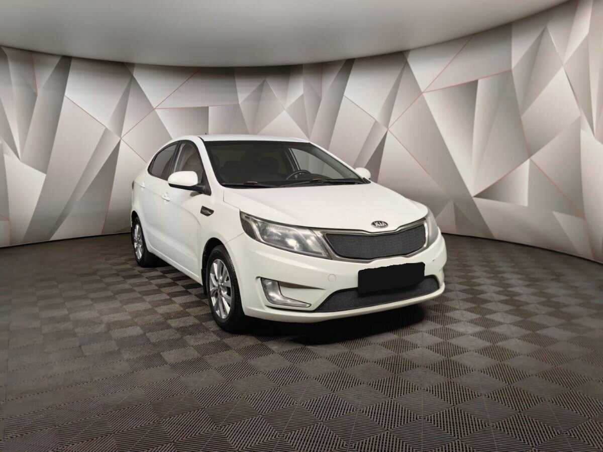 Kia Rio б/у, 2013, Автоматическая. Фото: #2