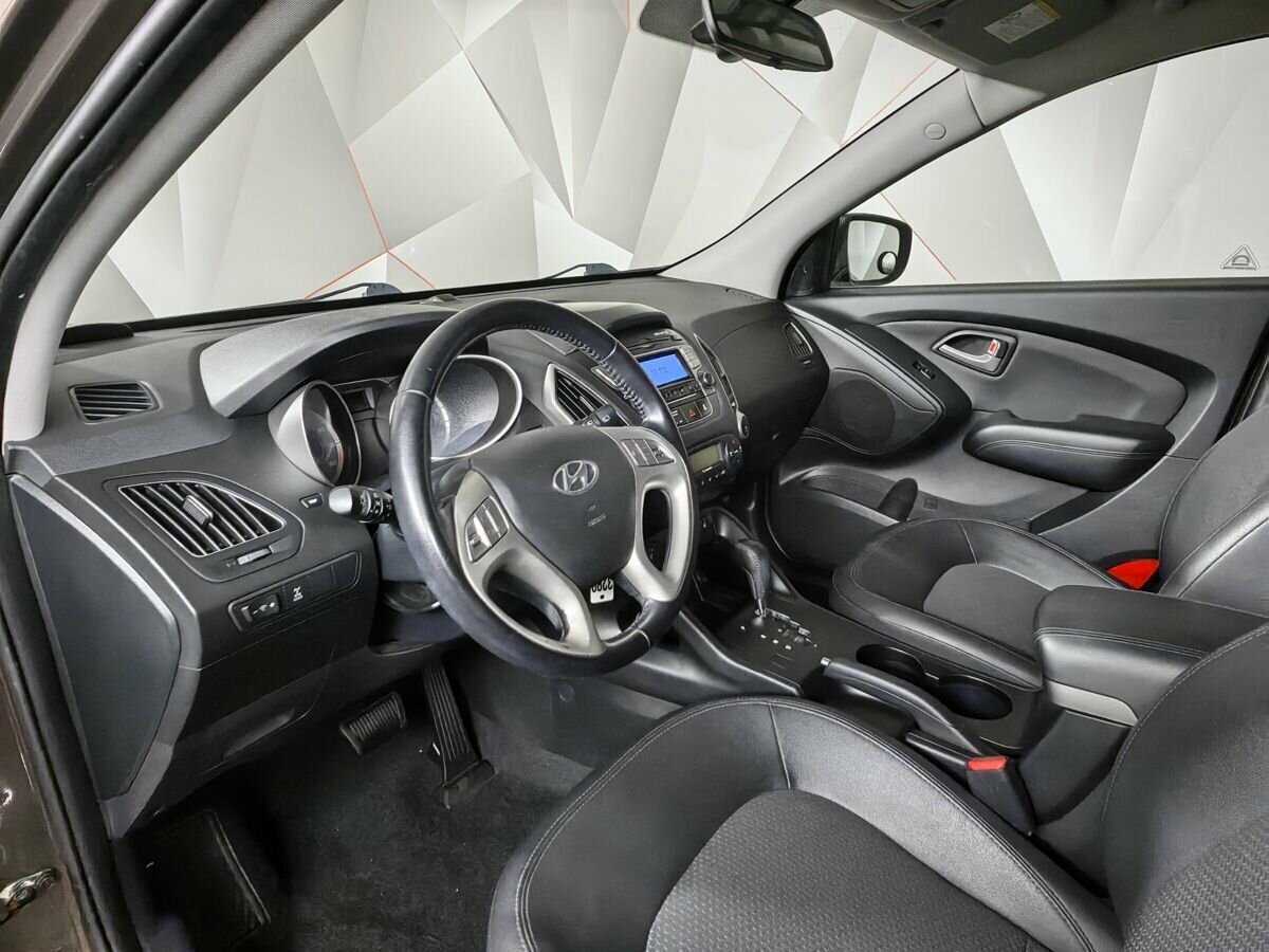 Hyundai ix35 б/у, 2013, Автоматическая. Фото: #11