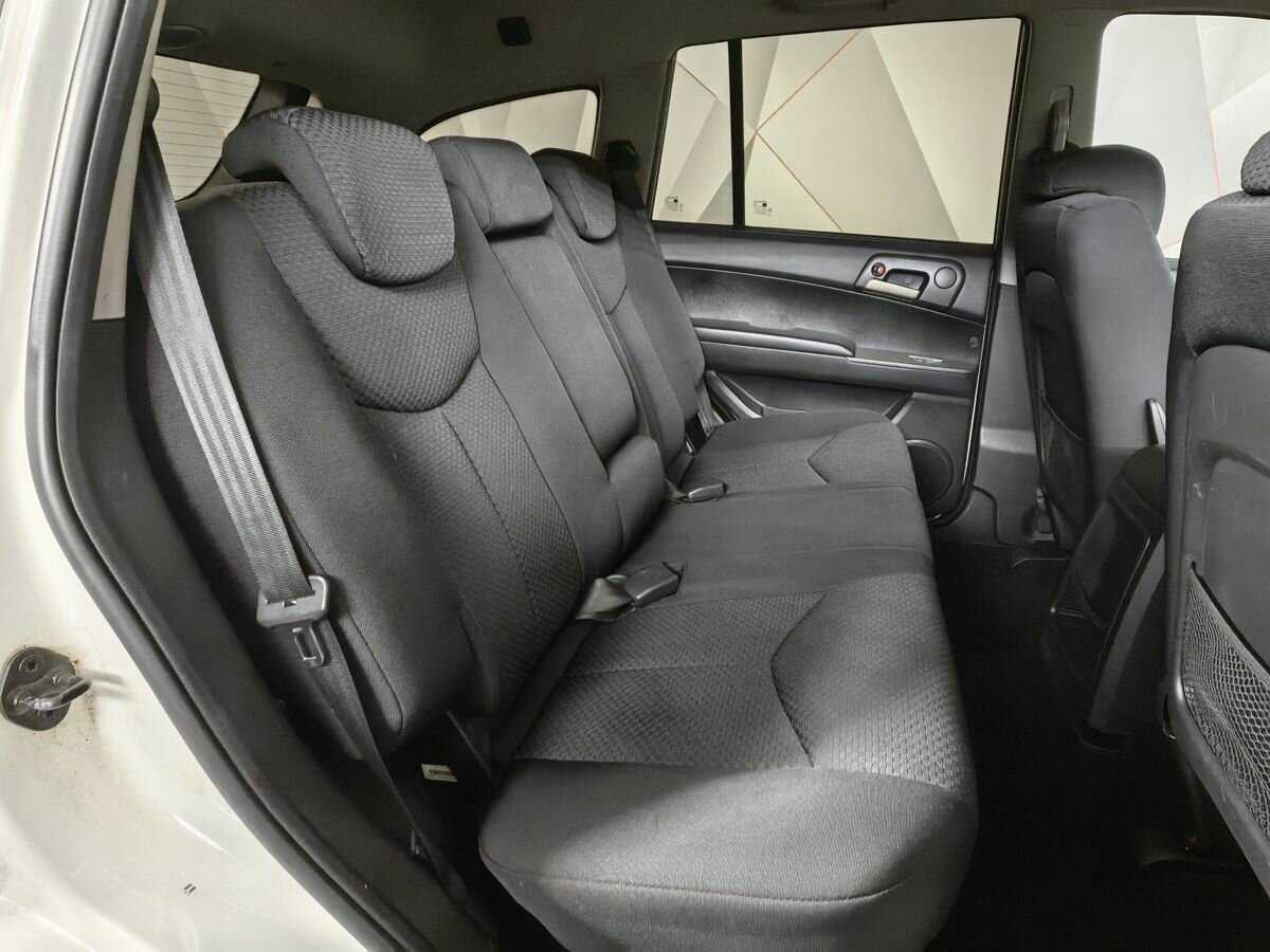 SsangYong Kyron б/у, 2014, Механическая. Фото: #11