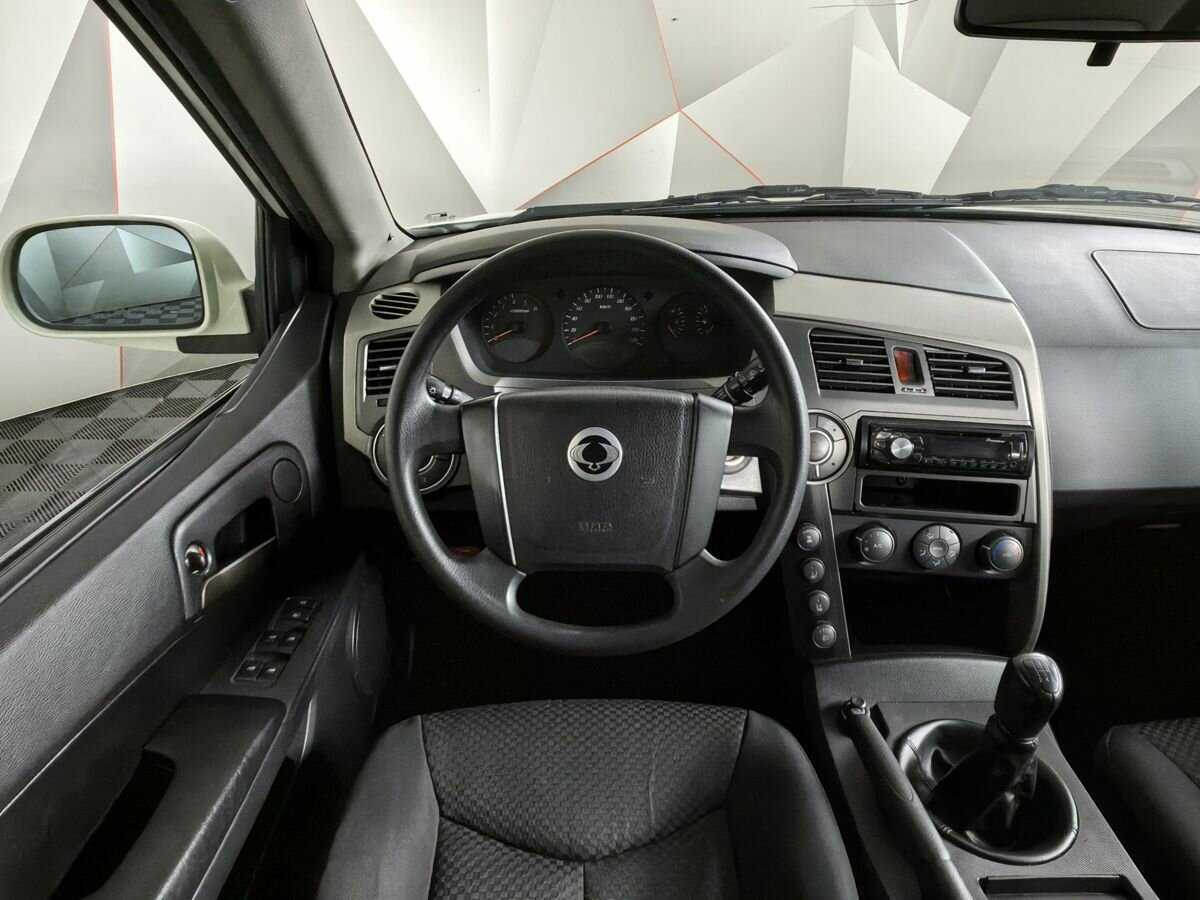 SsangYong Kyron б/у, 2014, Механическая. Фото: #14