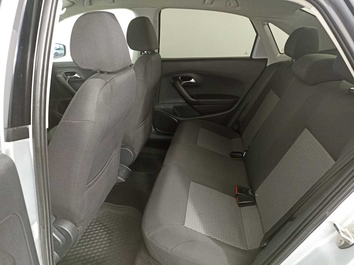 Volkswagen Polo б/у, 2014, Механическая. Фото: #9