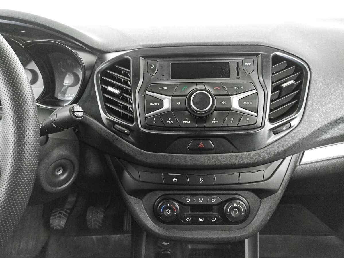 Lada (ВАЗ) Vesta б/у, 2017, Механическая. Фото: #14