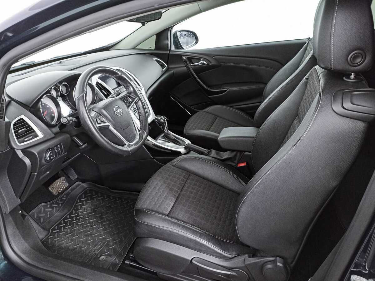 Опель Астра б/у, 2014, Автоматическая. Фото: #13