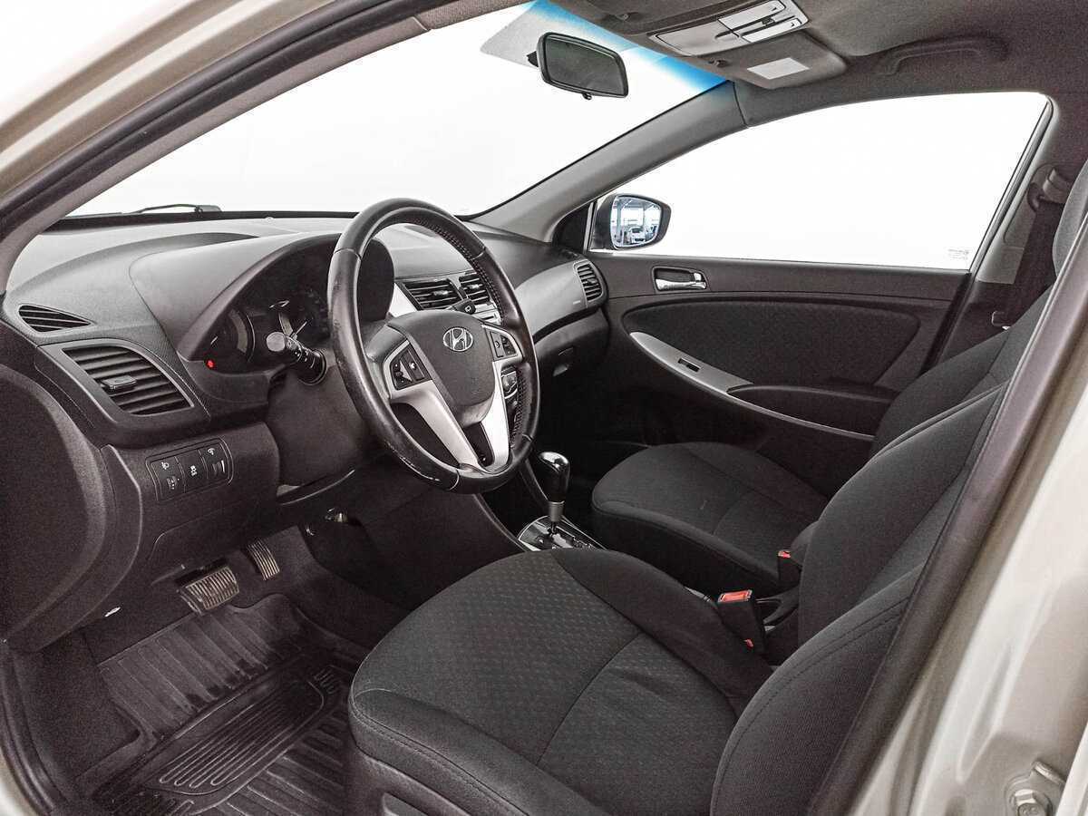 Hyundai Solaris б/у, 2012, Автоматическая. Фото: #13