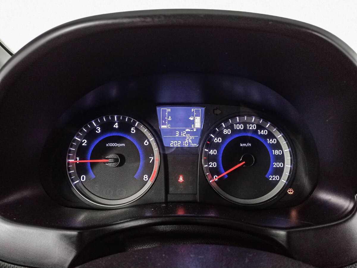 Hyundai Solaris б/у, 2015, Механическая. Фото: #10