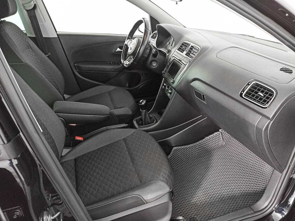 Volkswagen Polo б/у, 2018, Механическая. Фото: #8